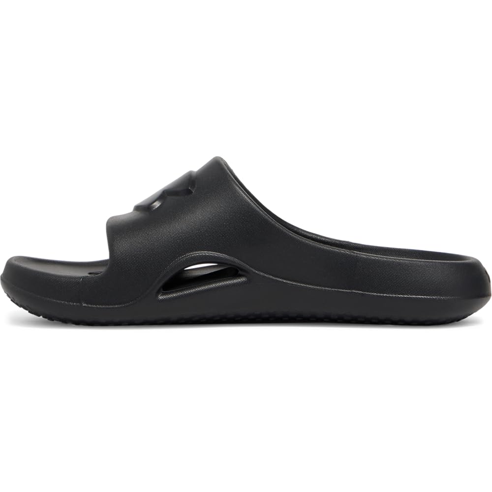 Under Armour Boys' Locker V Athletic Sandals