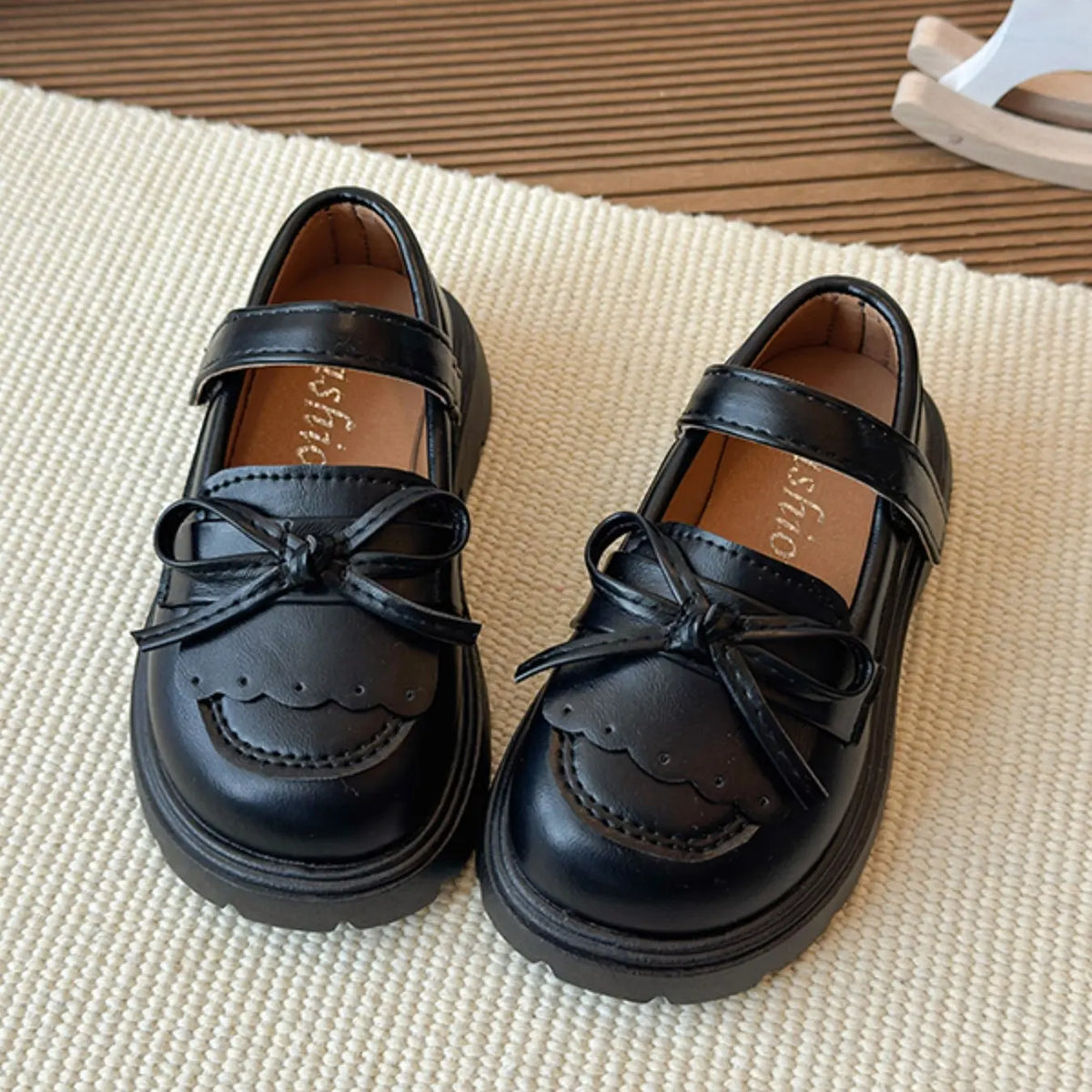 Boys' flat shoes