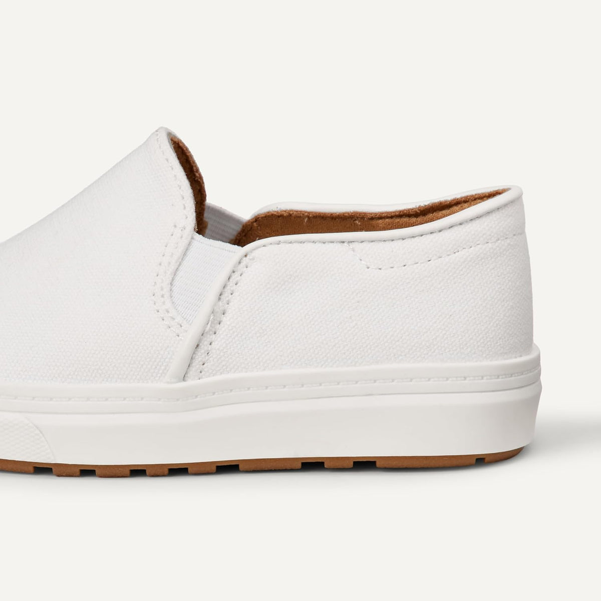 Amazon Essentials Unisex Kids and Toddlers' Canvas Slip-on Sneakers