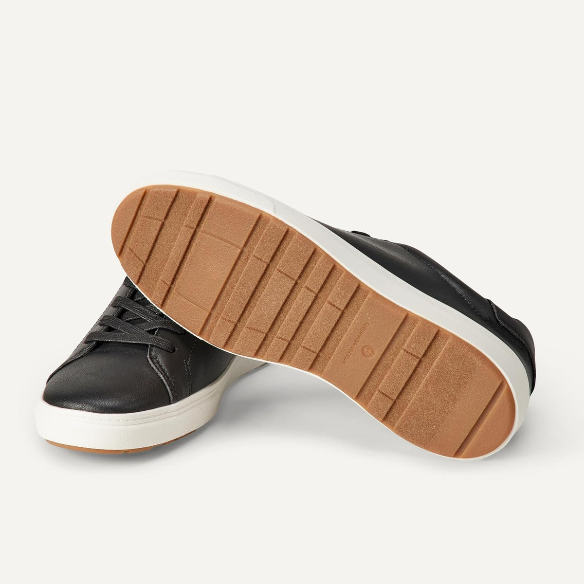 Amazon Essentials Unisex Kids' Low Top Classic Sneakers for Boys and Girls