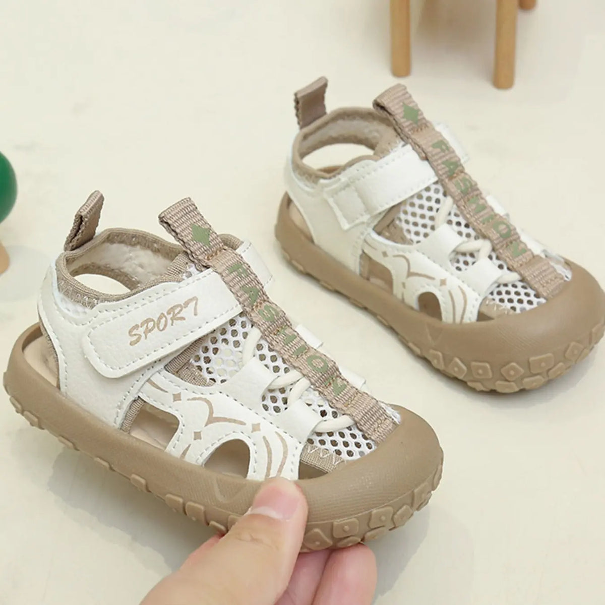 Anti-Collision Sports Sandals, Velcro Soft Sole Non-Slip, Unisex Summer Breathable Beach Shoes, Kids' Comfortable Footwear